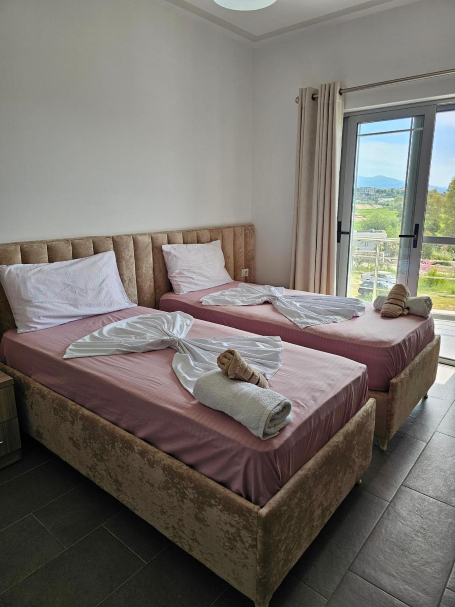 Hotel Irini Sarande Ngoại thất bức ảnh