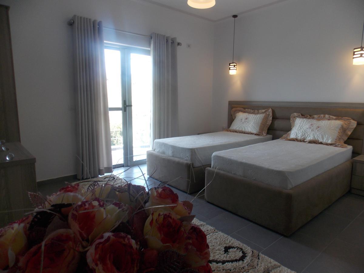 Hotel Irini Sarande Ngoại thất bức ảnh